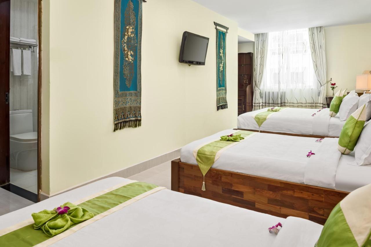 Green Palace Hotel Phnom Penh Bagian luar foto